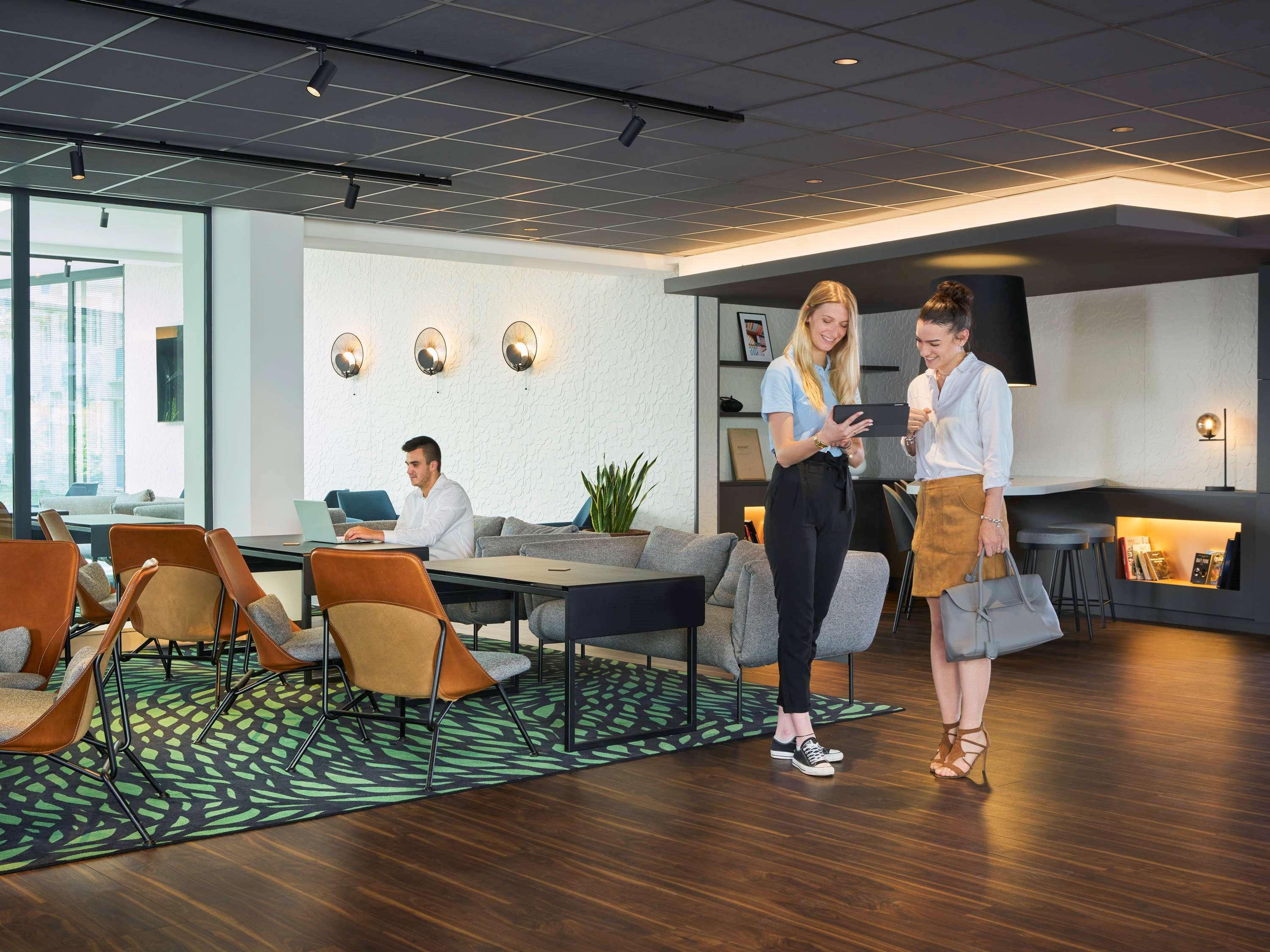 Novotel Massy Palaiseau Exterior foto